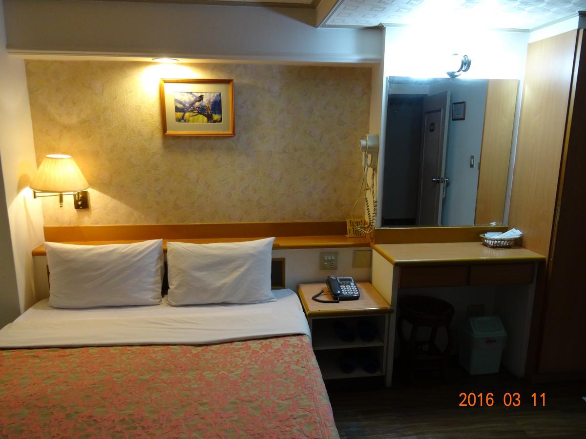 Jia Xin Hotel Цзяї Екстер'єр фото