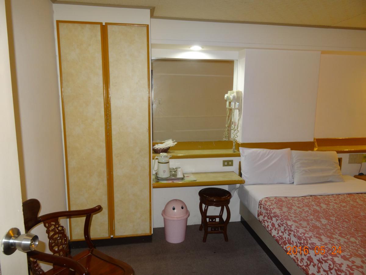 Jia Xin Hotel Цзяї Екстер'єр фото