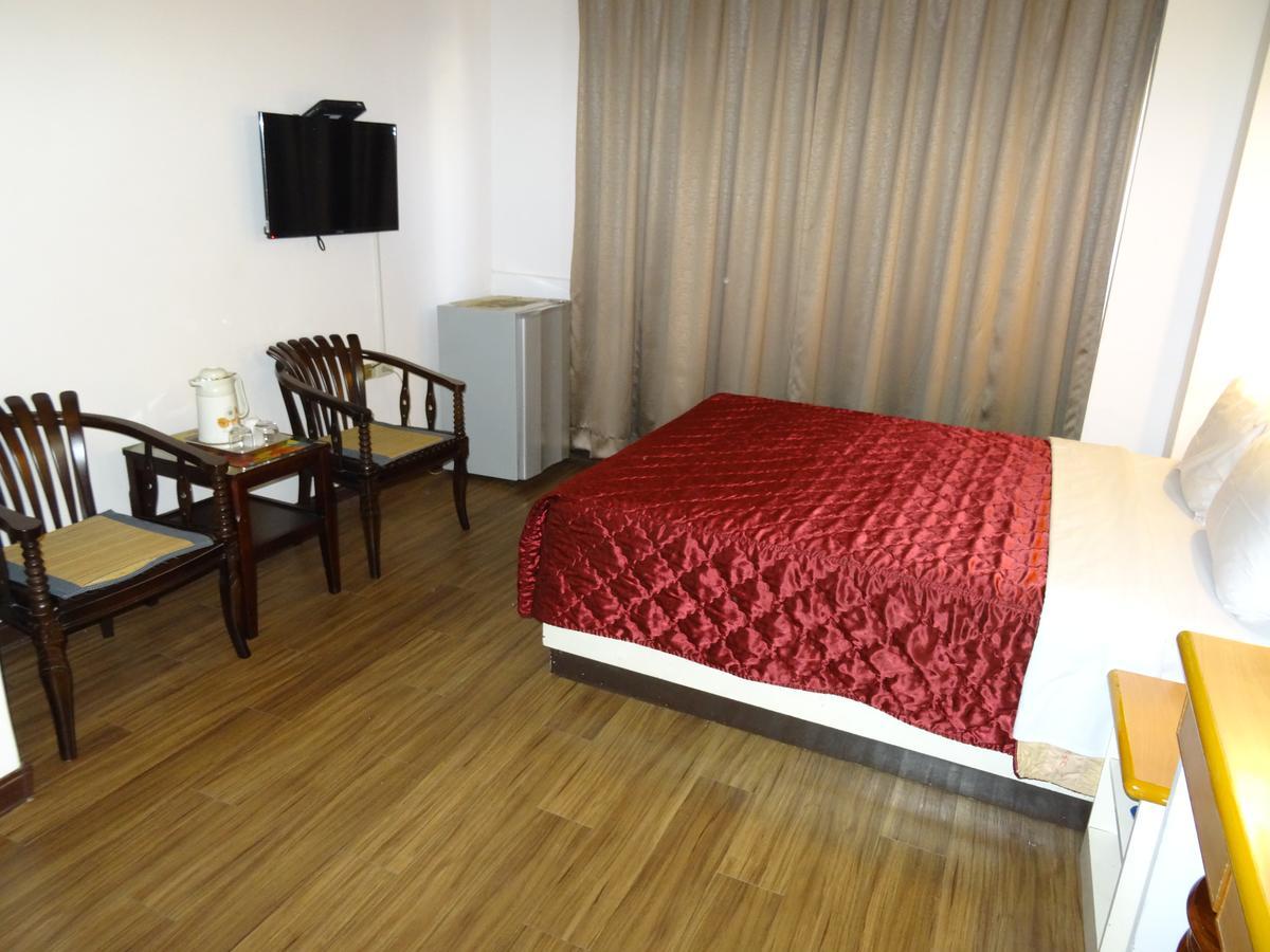 Jia Xin Hotel Цзяї Екстер'єр фото